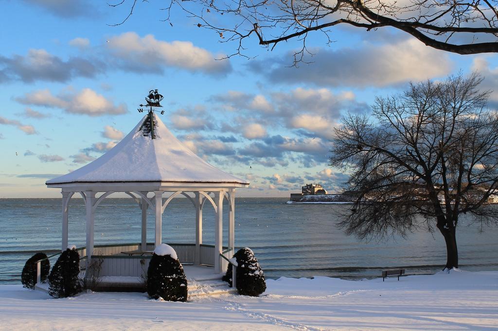 Hotel Harbour House à Niagara-on-the-Lake Extérieur photo